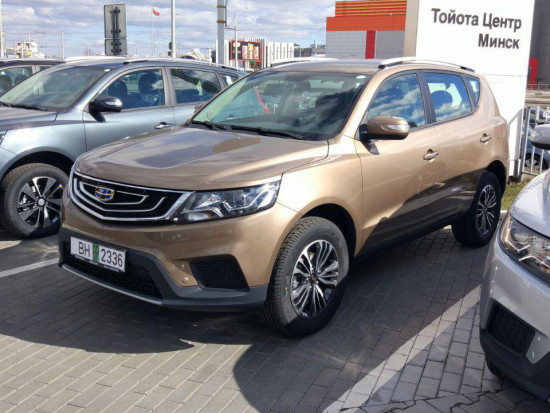 Geely Emgrand X7 (NL-4) без ПТФ. Заглушки вместо противотуманок