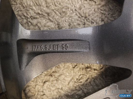 параметры штатного диска 17 geely coolray.jpg