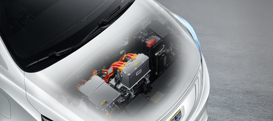 новый китайский электрический кроссовер Geely Emgrand GSe.jpg